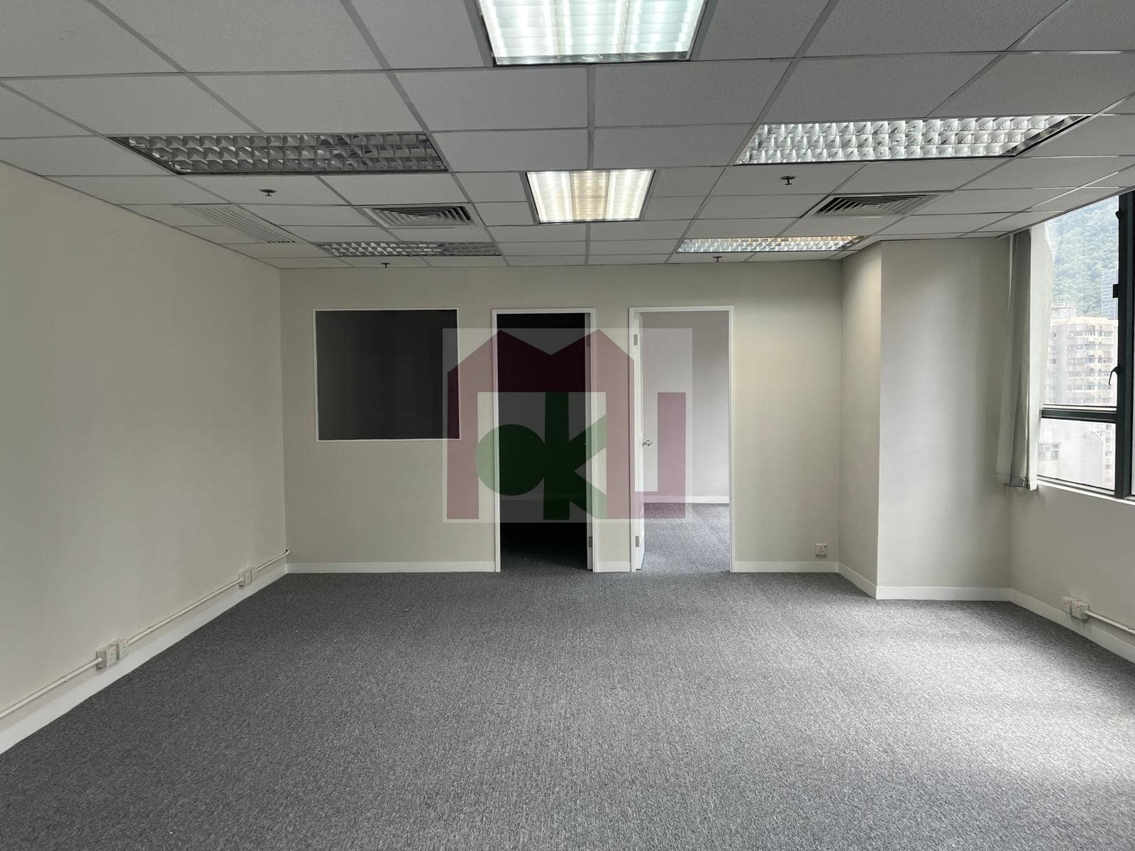 Morrison Plazaのブル或物件の写真